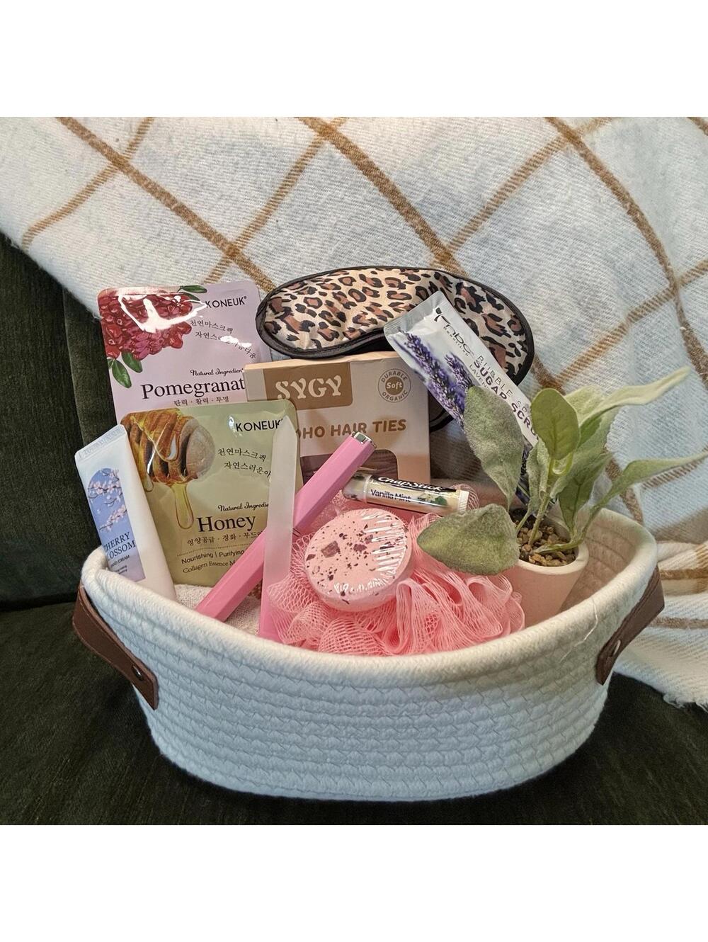Day Spa Gift Basket, Bath and Body Relaxation Thinking of You Present